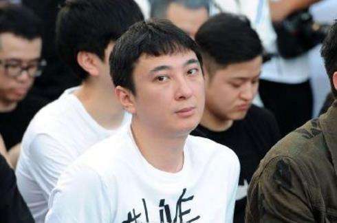 前首富败光120亿成老赖,昔日东北身价百亿首富成老赖