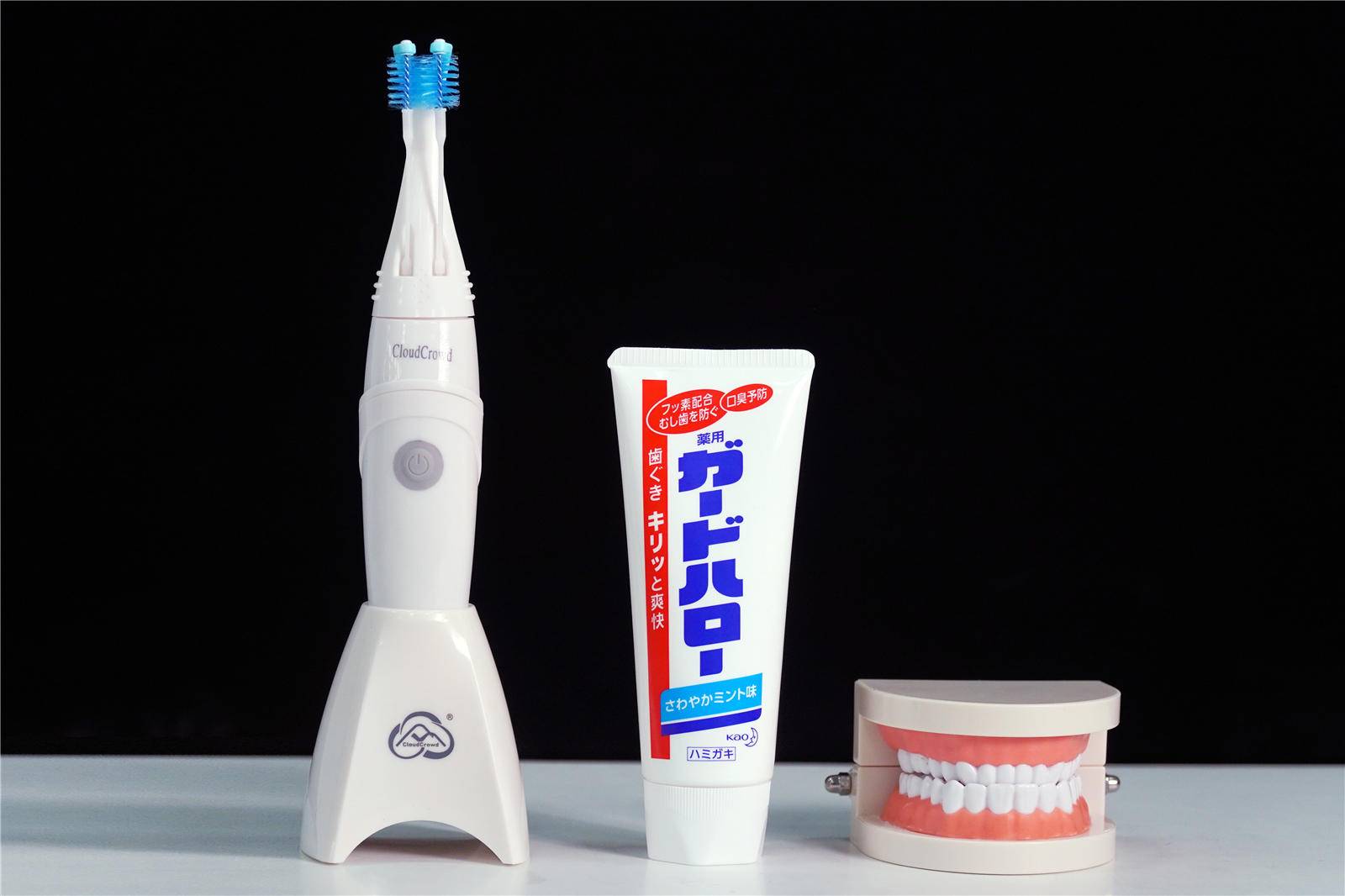 最新款电动感知牙刷测评,测评几款大人u型电动牙刷视频