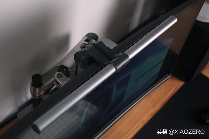 没有什么桌面几点零,折腾不止的电脑桌面好物分享