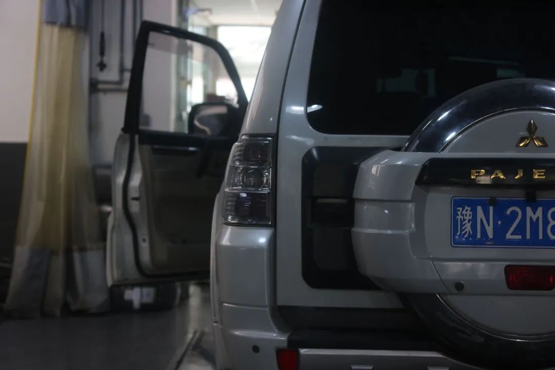 老车修复：翻新一辆破旧不堪的帕杰罗V93，还想再战十年工地