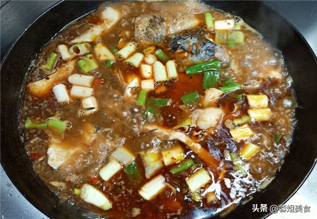 正宗水煮鱼做法川菜麻辣鲜香,正宗麻辣川菜水煮鱼正宗做法