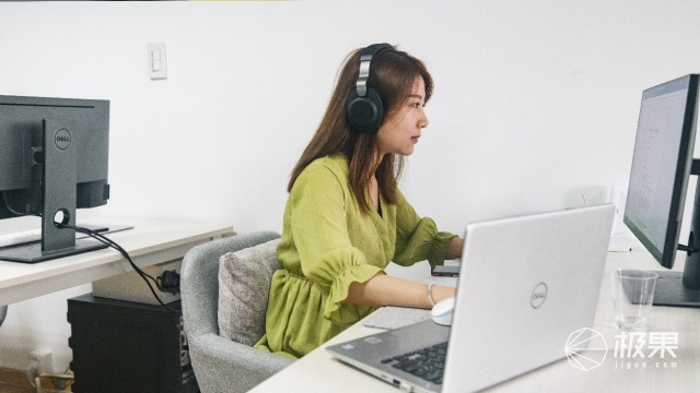 高级感耳机推荐,头戴式超级隔音的耳机推荐