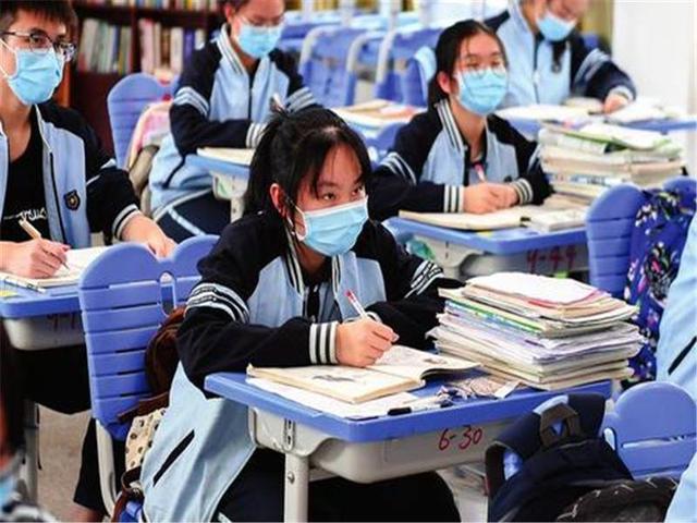 高中越学越差是怎么回事,高中为什么越学越迷茫越努力越差