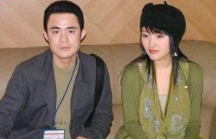 再谈赖文峰，杨钰莹仍热泪盈眶，被毁掉的上半生，不只因“初恋”