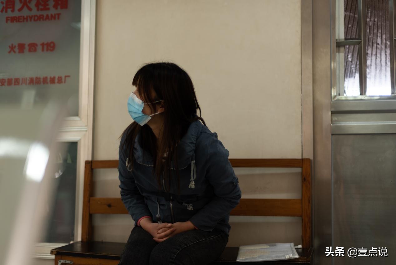 萌娃从小失明却不知真相 (宝宝眼睛险些失明)