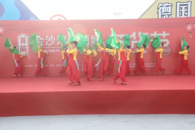 金沙滩啤酒城年货节,金沙滩啤酒城年货节图片