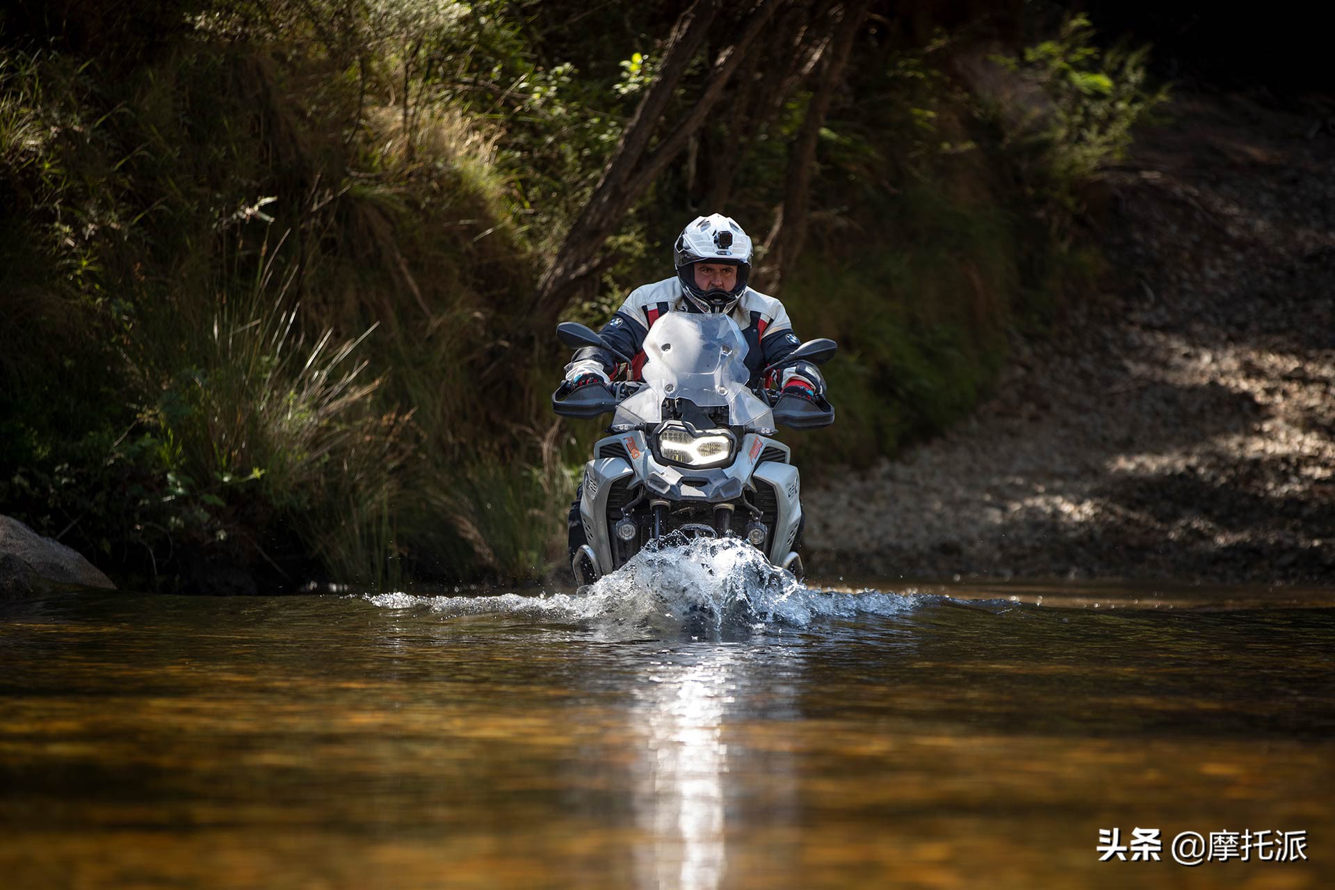 宝马850拉力摩托车,宝马f850gs