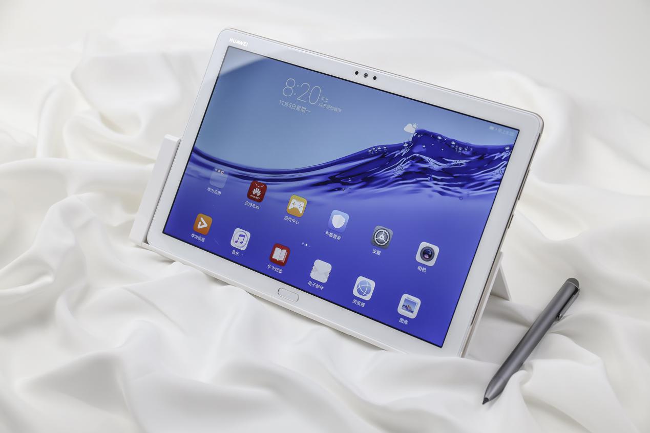 中秋节不知道送长辈什么礼物，这款平板让父母老年生活更丰富多彩