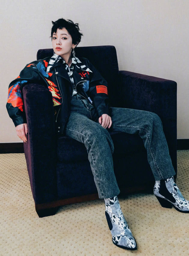 学生*党**必须种草：穿上郭采洁的“犀牛鞋”，你绝对全校最潮！