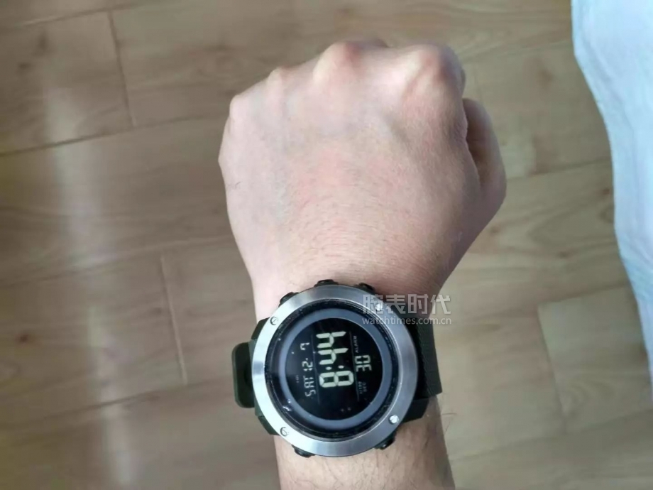 表友晒运动表，最后一个扎心了