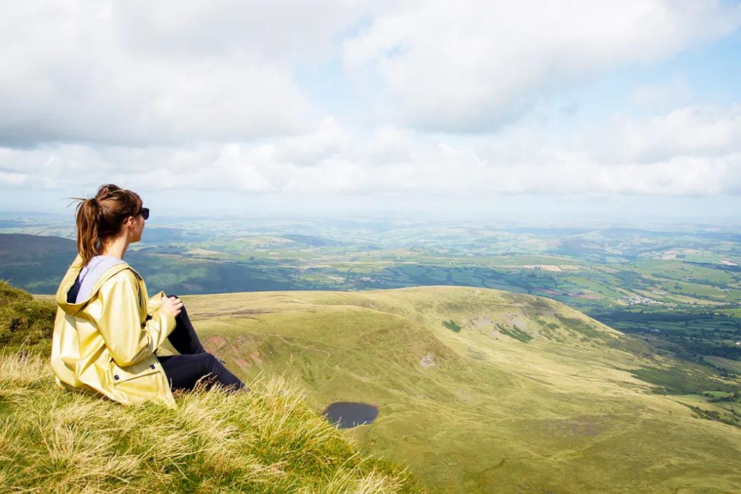 恬静乡村，摇滚乐调，古城烟雨……这里有你不知道的多面英伦