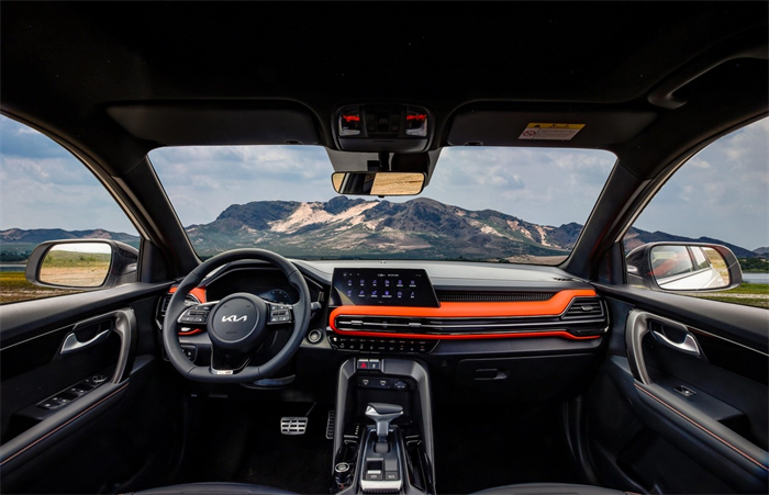 2021款起亚智跑ace超能版,21款换标起亚智跑ace用车感受