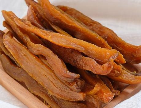 自制晾晒红薯干简单做法,在家自制红薯干简单方法