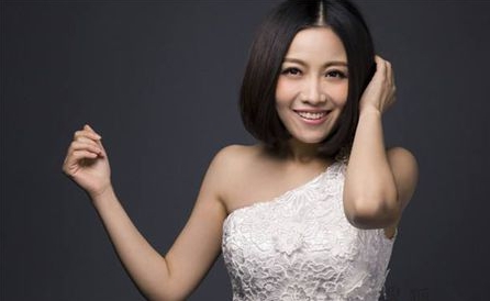 姚贝娜乳腺癌肿块,姚贝娜乳房重建