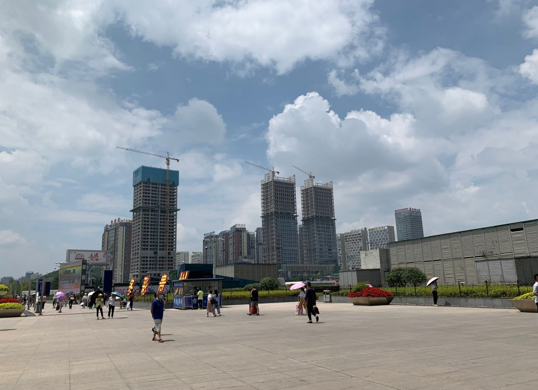 贵阳花果园附近有什么商圈,贵阳花果园世纪城有哪些区域