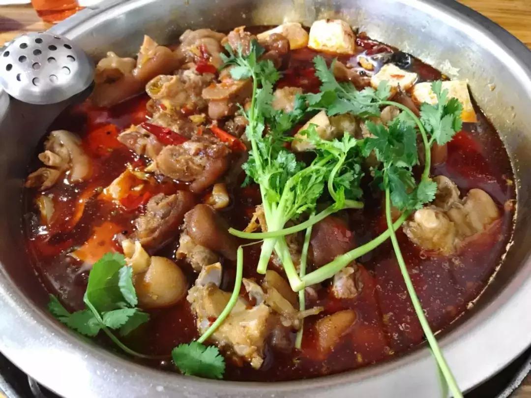 沙坪坝夏季小吃探店推荐,沙坪坝老字号美食推荐电话