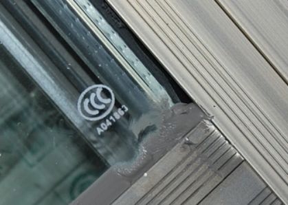 为啥封阳台这么贵,为啥都封阳台