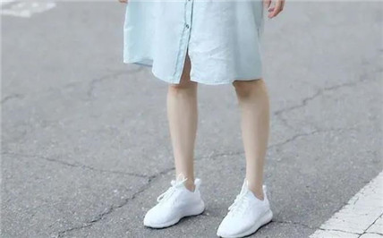 要舒适时髦也要元气满满,要给女友买一双舒服好看的鞋