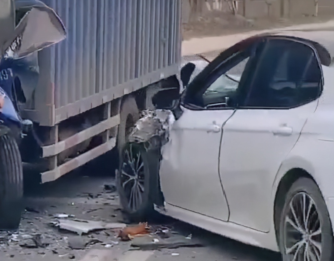 凯美瑞销量超过迈腾,凯美瑞值不值得买有什么优势