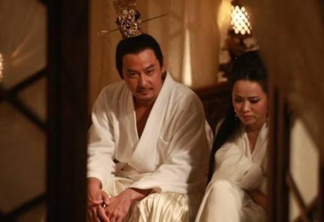 才华卓越入皇位,生性暴躁图享受!不顾父辈反对,奸母淫妹生5娃