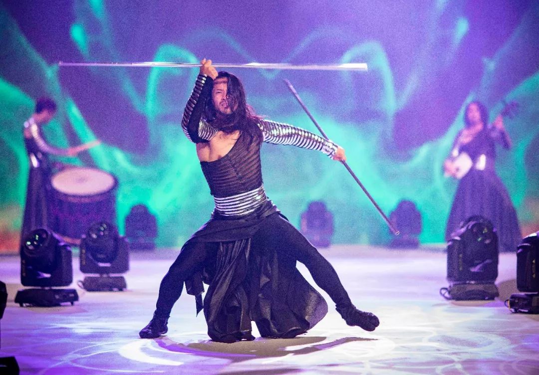 睡在获奖无数的这家酒店，一晚吃掉14颗星米其林，这样的旅行爱了