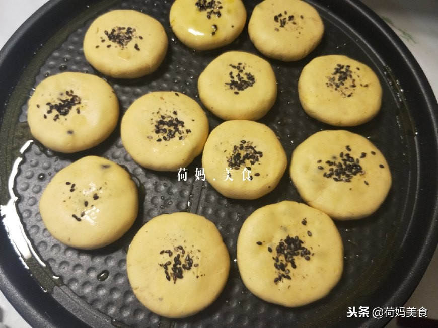 怎么做又香又软的南瓜饼,没有电饼档南瓜饼不上火的做法