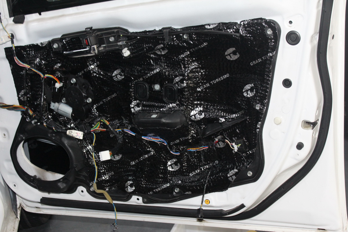 一套jbl原车车载音响多少钱,整套jbl音响