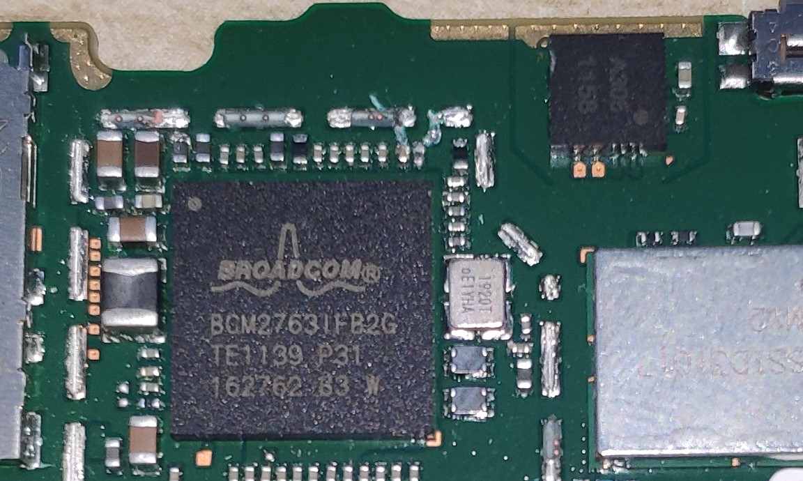 诺基亚1202cpu,诺基亚6220c拆cpu