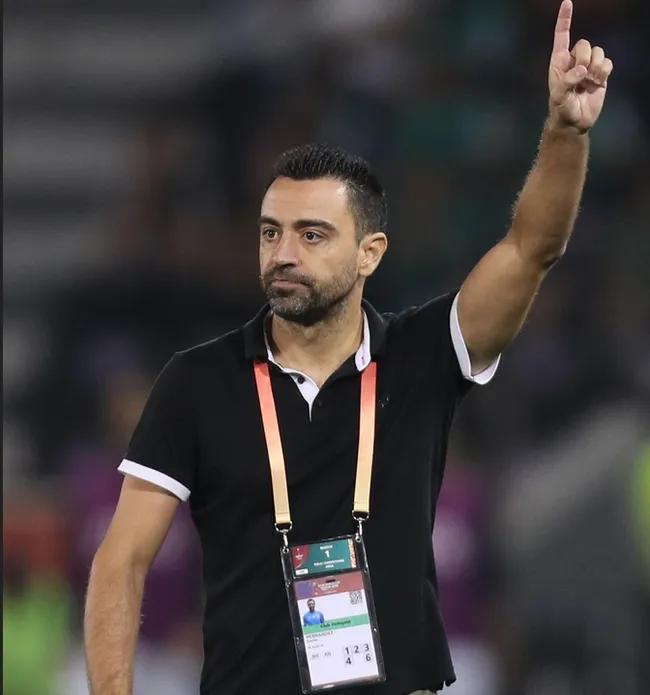 中场大师哈维的课堂,中场大师哈维教学视频