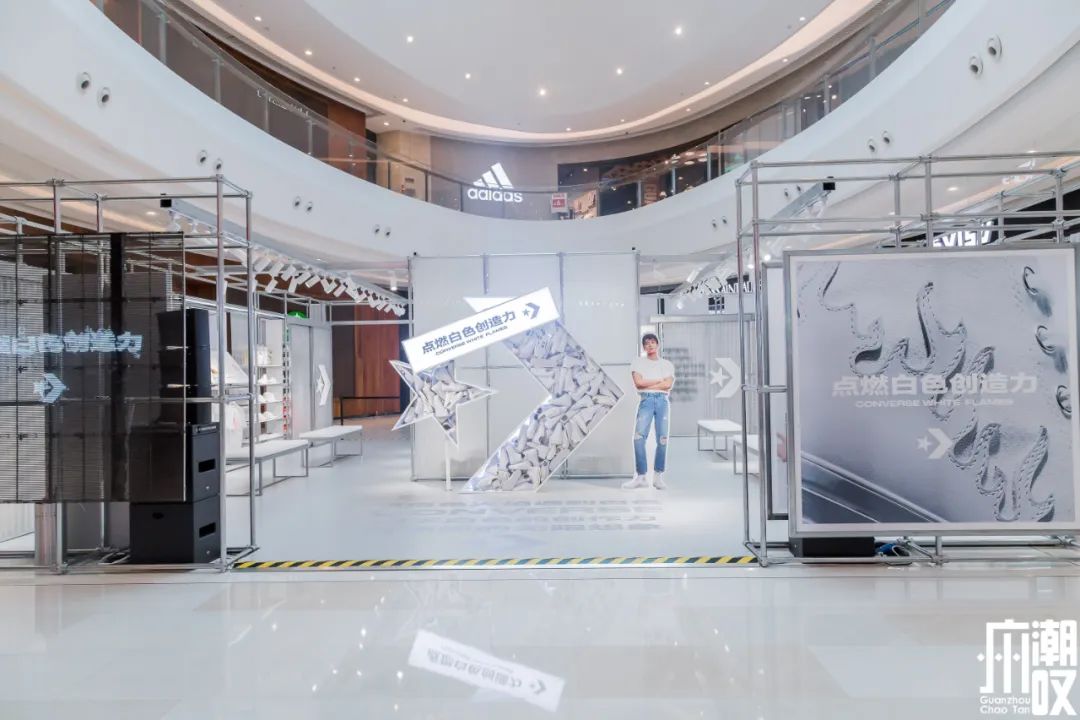 public上海匡威快闪店 (日本快闪匡威)