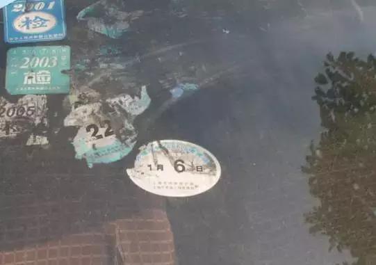 撕车贴不伤车的方法,汽车车贴最好的清除办法