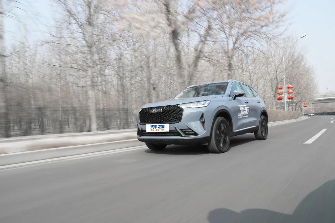 哈弗h63代2.0t最低配多少钱,哈弗h6三代2.0t与长安cs75plus2.0