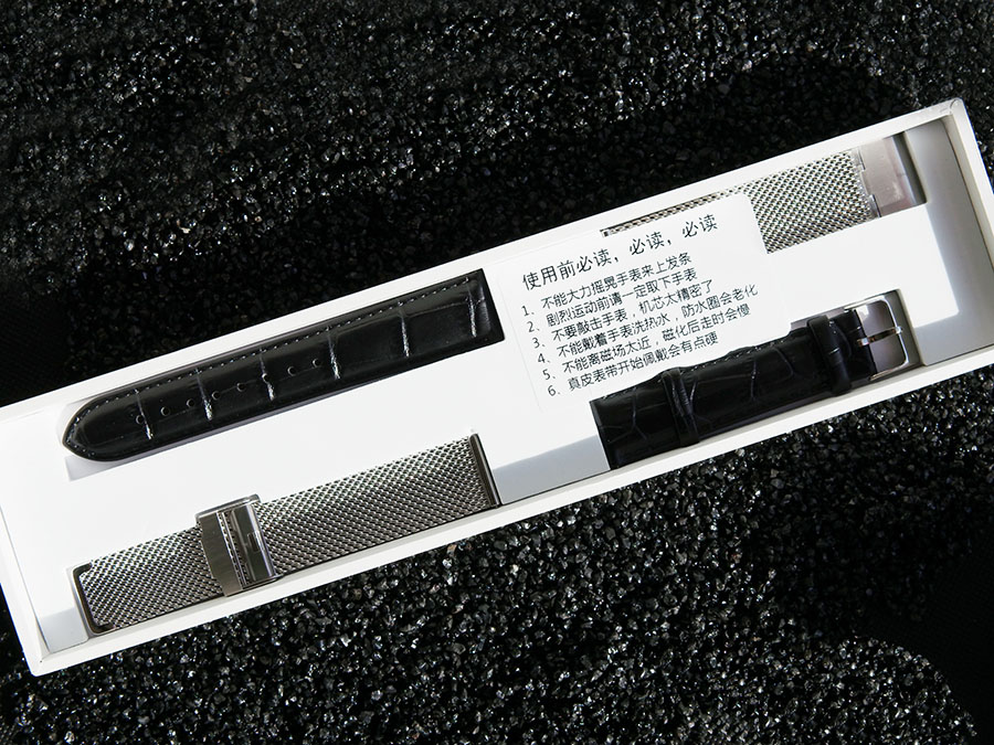 轻派机械表不同场合不同的你