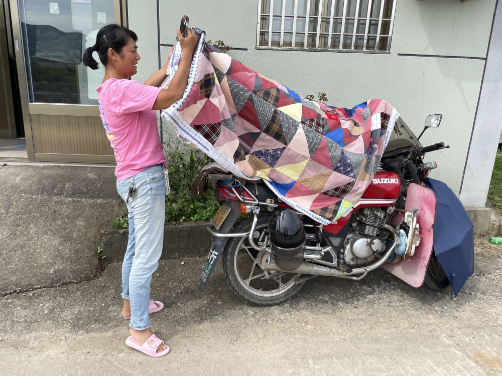 菜场女作家,菜市场摆摊的作家