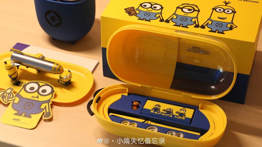 环球影城小黄人限定钢笔,环球影城联名款小黄人钢笔