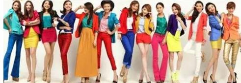 时尚色彩搭配的技巧,气质优雅型女人服装色彩搭配