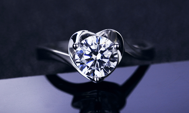 pt950钻石戒指铂金颜色,pt950钻石戒指什么样级别算好的