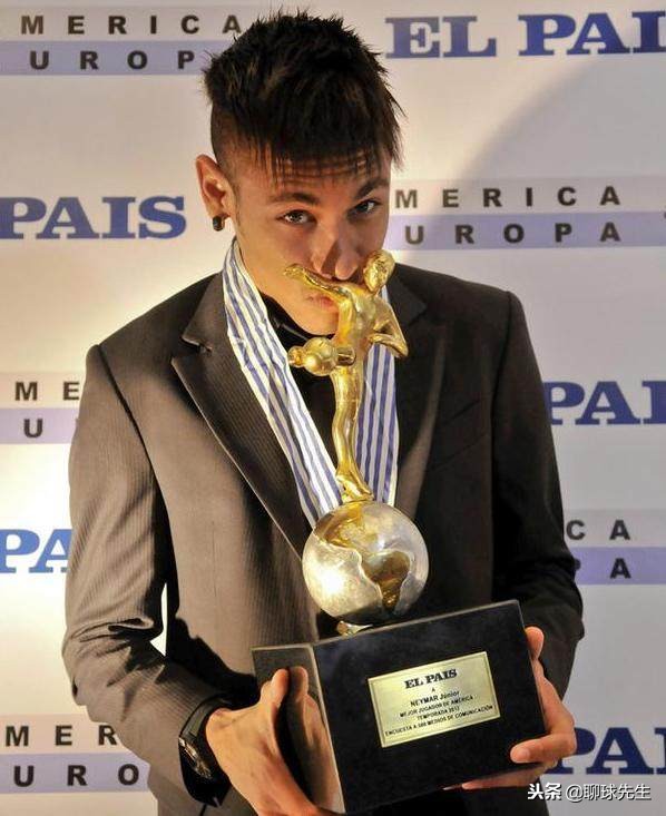 内马尔换了个发型减少被铲几率,内马尔头上的一根脏辫