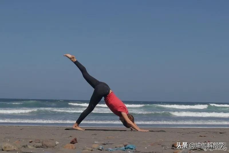 一整套瑜伽瘦身,瑜伽减脂塑形体式序列