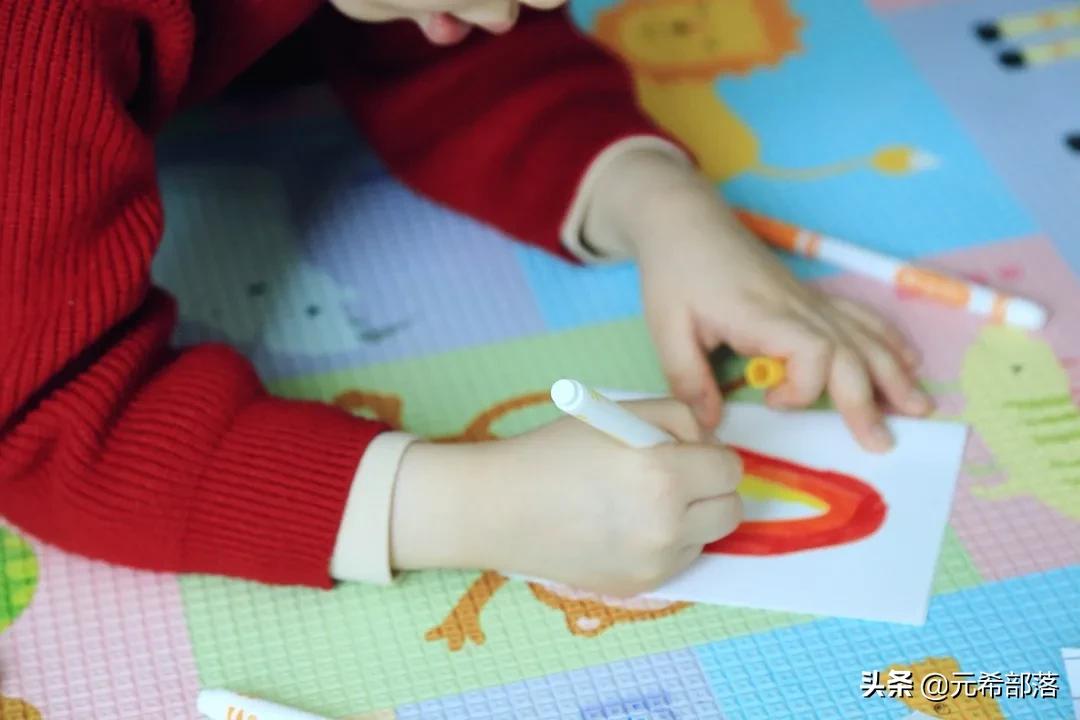 儿童创意花卉手工,儿童手工制作大全创意开花