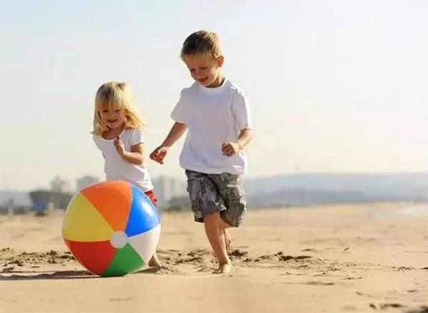 小孩玩脏了该怎么办,不要害怕孩子玩得脏