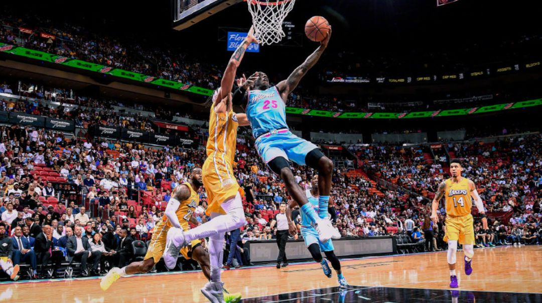 主场不败金身告破，但超巨加持新秀集体爆发的他们是今年最大黑马