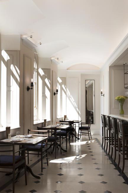 开咖啡馆的小确幸，奢侈品牌也要有