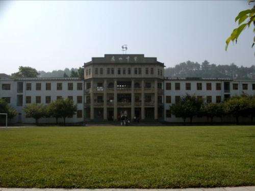 梅州市高中排行棒，看到你读的中学了吗？