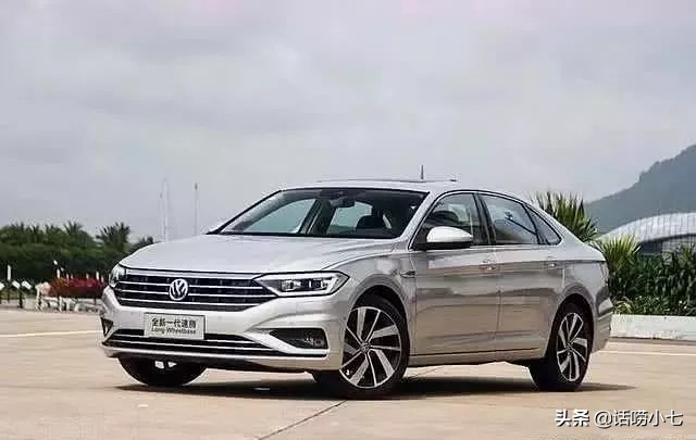 新款迈腾和速腾如何选,大众迈腾买1.4还是2.0t好