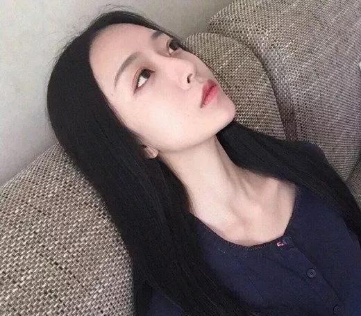 宽脸适合的发型图片女,宽脸女生适合的发型中长发图片