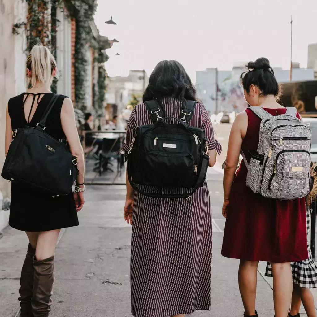 妈咪包好看,简约版妈咪包