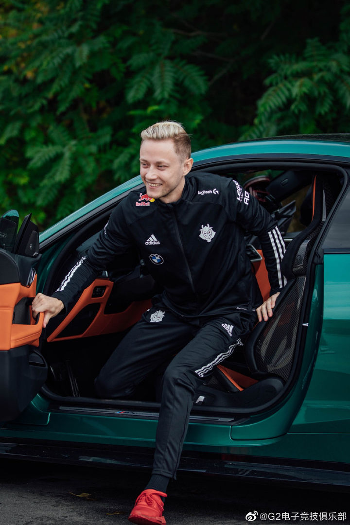 峡谷晚报：JDG大舅子LokeN离队S11竞猜活动上线