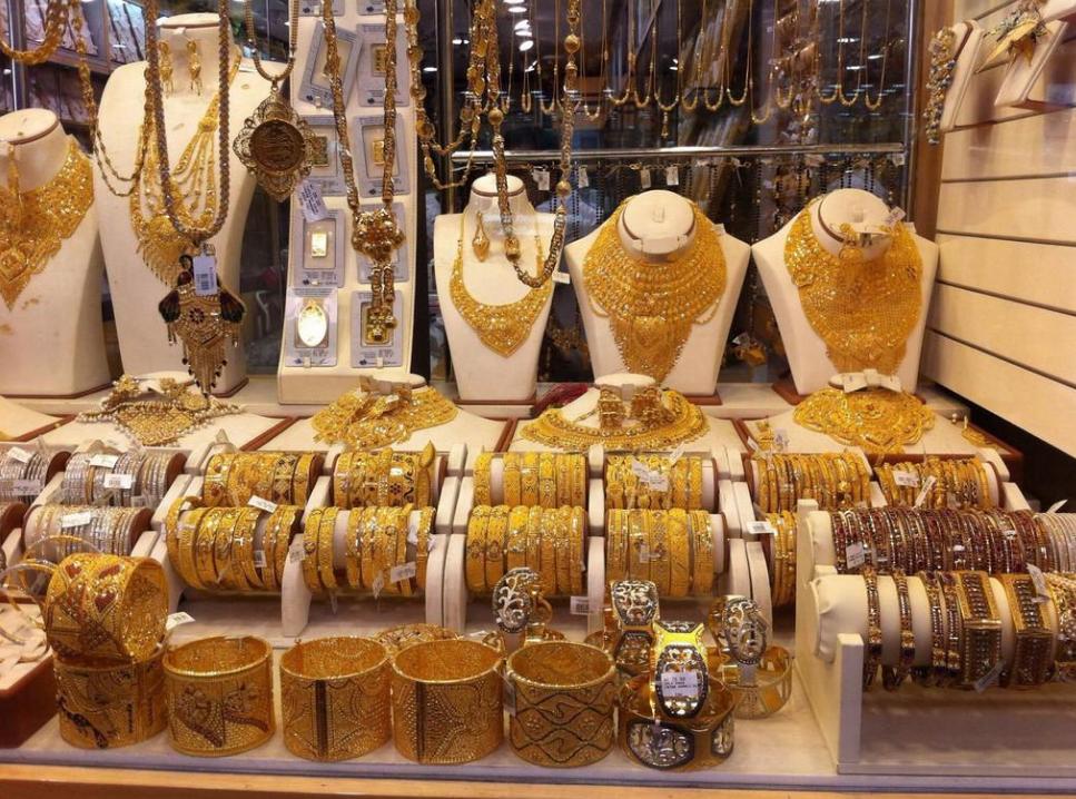 3大假珠宝集中地，游客花了很多钱，却还是被坑