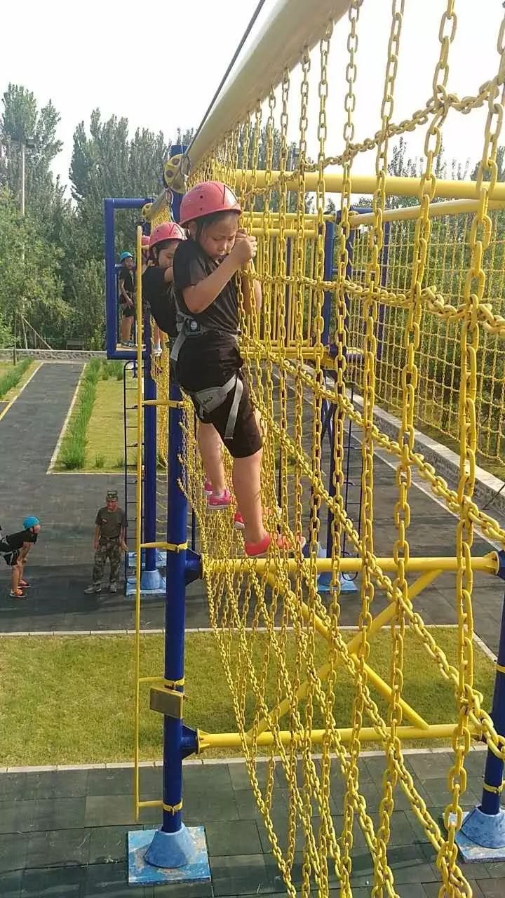 小硬汉青少年军事夏令营,军事夏令营军事五项教案